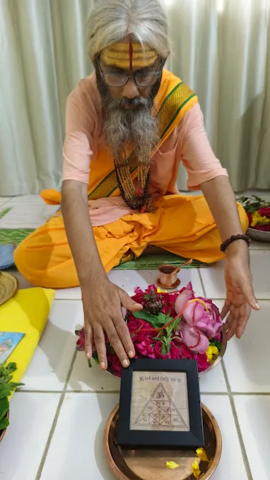 Damodar Dasji Energizing and Activating a Yantra through Specific Rituals