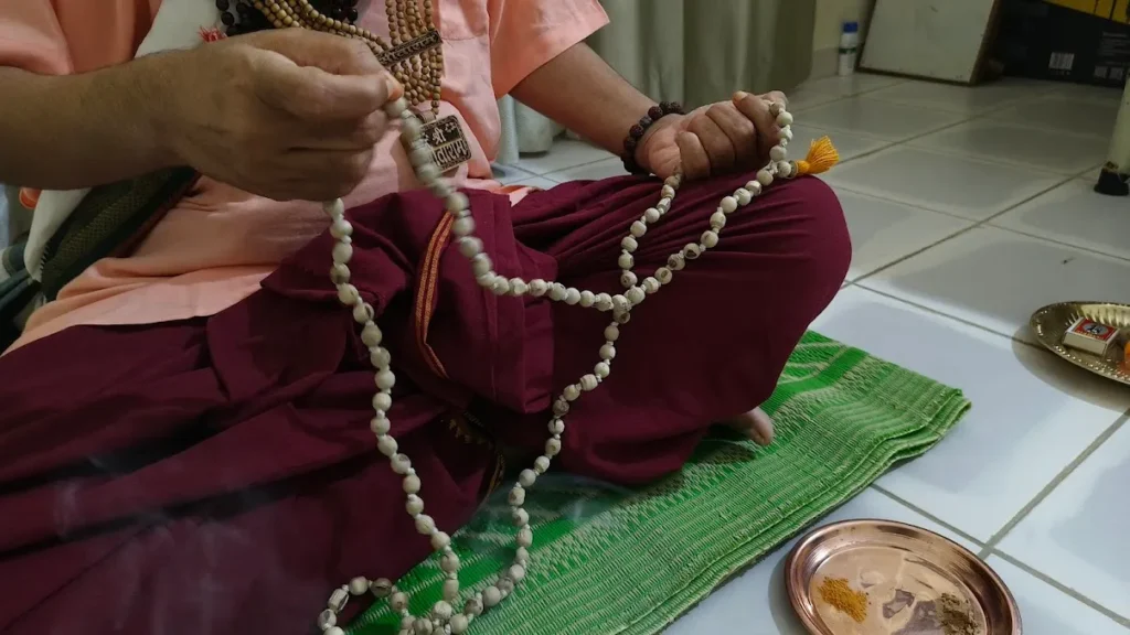 Product-An-Original-Tulsi-Mala-at-YantraChants.com-chanted-on-and-energized-by-Shri-Damodar-Dasji-Maharaj